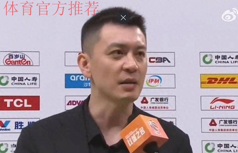 杨鸣赛中抗议裁判:你不能这么偏,广厦全是轻微触碰 杨鸣赛中抗议裁判:你不能这么偏,广厦全是轻微触碰